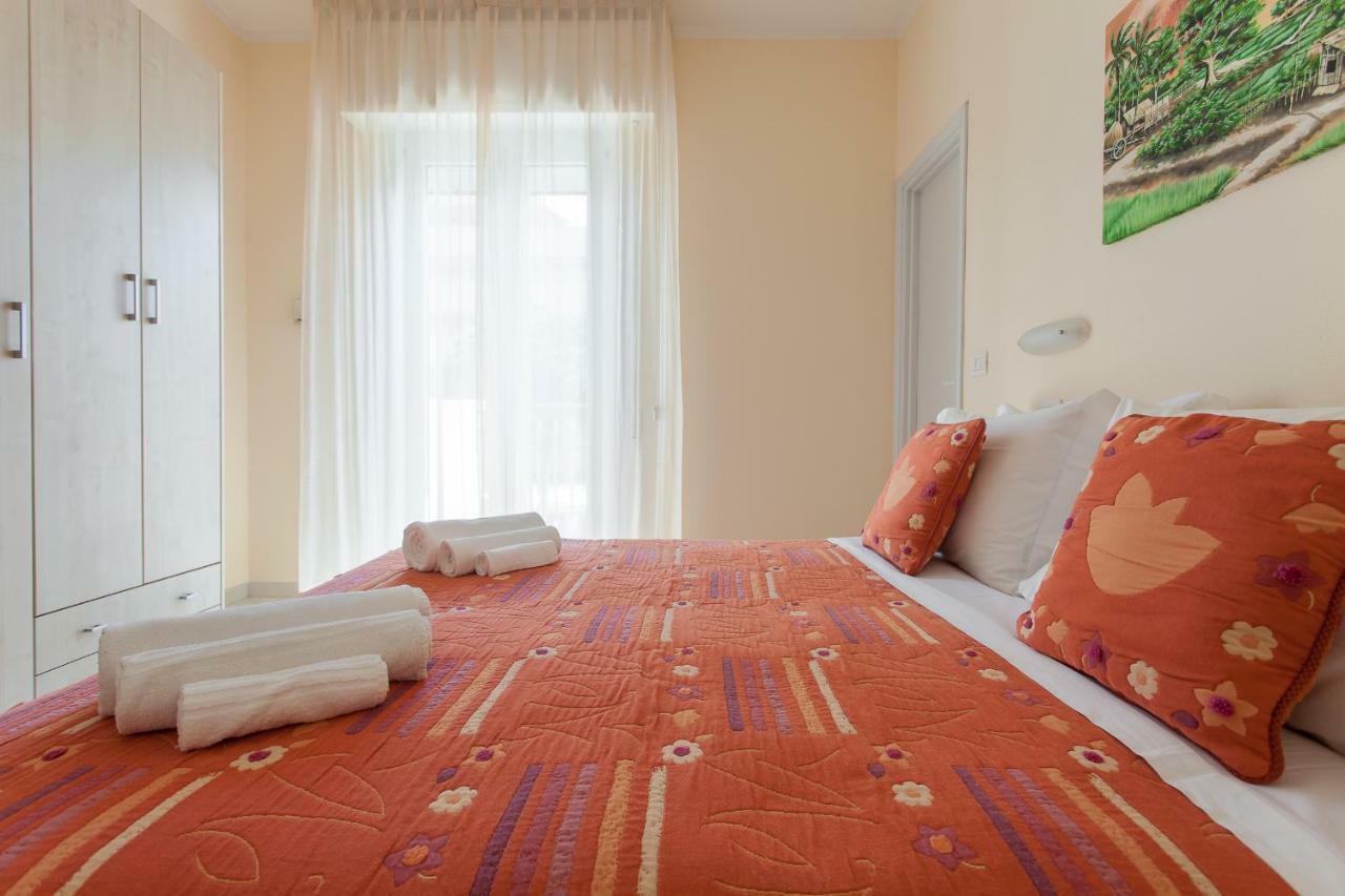 Hotel Giove Dipendenza Hotel Fiamma Чезенатико Экстерьер фото