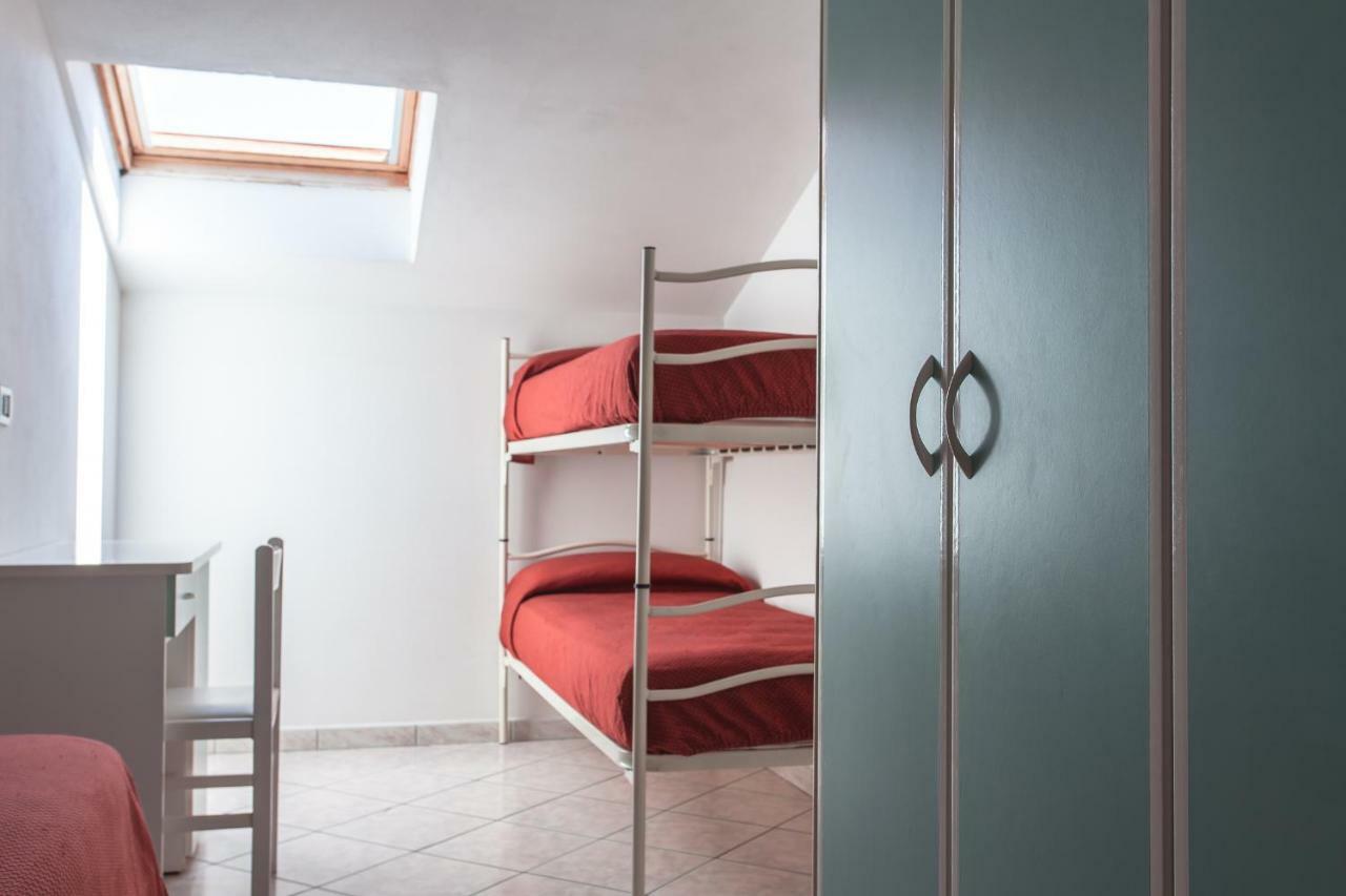 Hotel Giove Dipendenza Hotel Fiamma Чезенатико Экстерьер фото